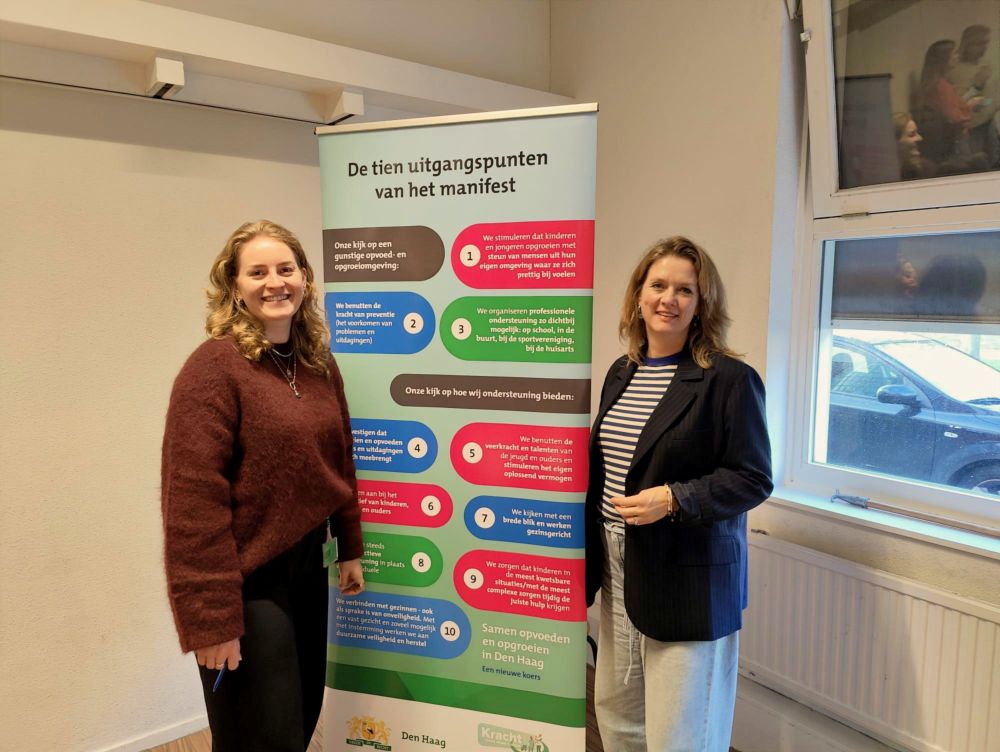 Young professional Marieke bij haar opdrachtgever Kracht Den Haag.